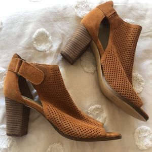 NEW Marc Fisher Demika Suede Peep Toe Booties/Heels